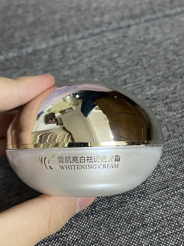 雪肌亮白祛斑透光霜用户实拍：提亮细腻