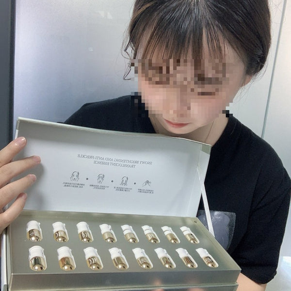 VCC 亮白祛斑精萃液 买家秀实拍：安瓿排布实拍